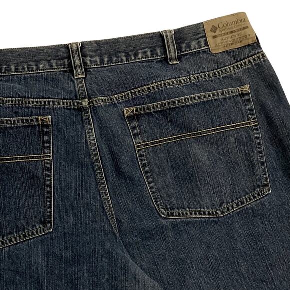 Columbia Vintage Jeans Men's 44X32 Dark Wash Loose Straight Outdoors Hunting - Picture 1 of 9